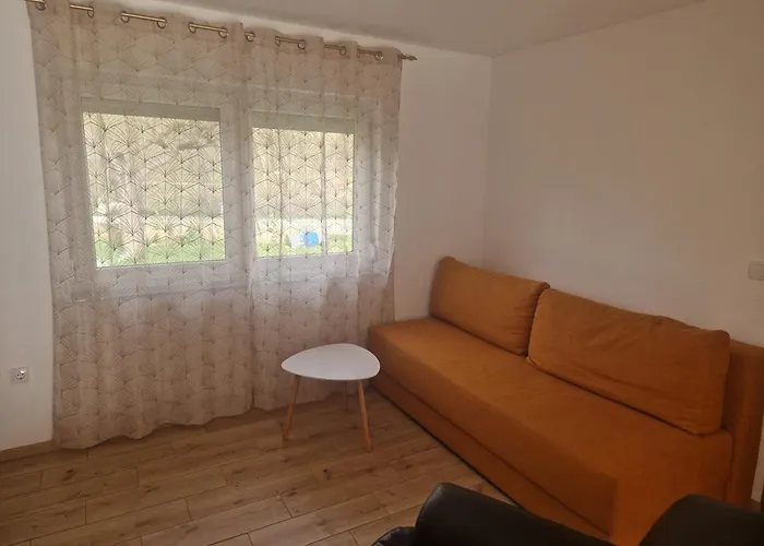 Sofija, Guests House 度假居 *